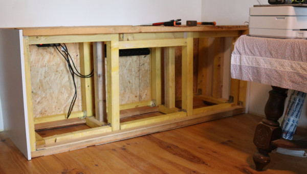 Structur sous aquarium