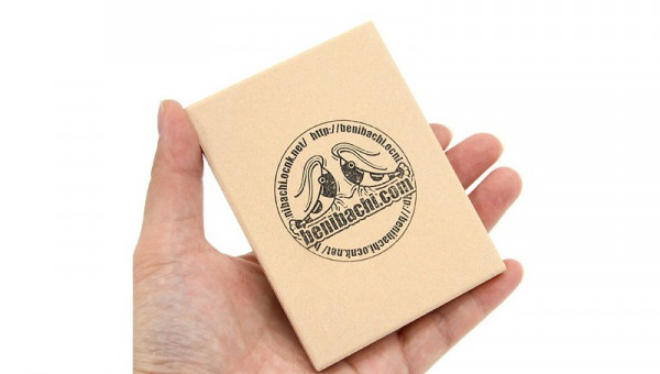 Ajout d'une plaque BENIBACHI ZERO ALPHA