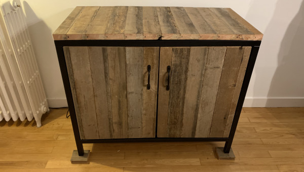 Meuble support style industriel