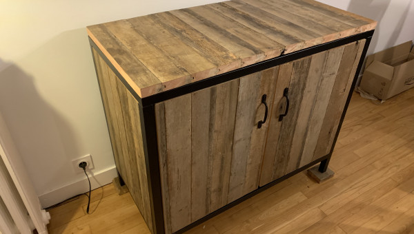 Meuble support style industriel