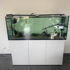 Aquarium 450litres