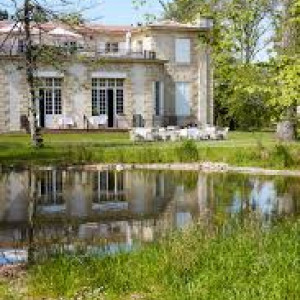 Don carpes koï près de Bordeaux