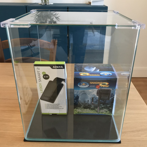 Aquarium Blau Cubic