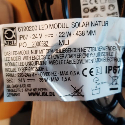 Nanocube DENNERLE 60L + rampe LED JBL