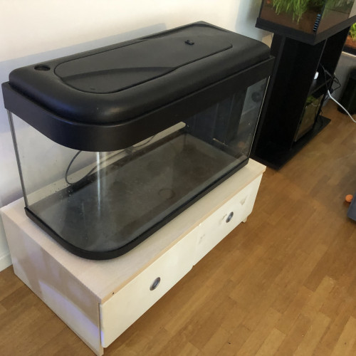 Aquarium 100l très bon état