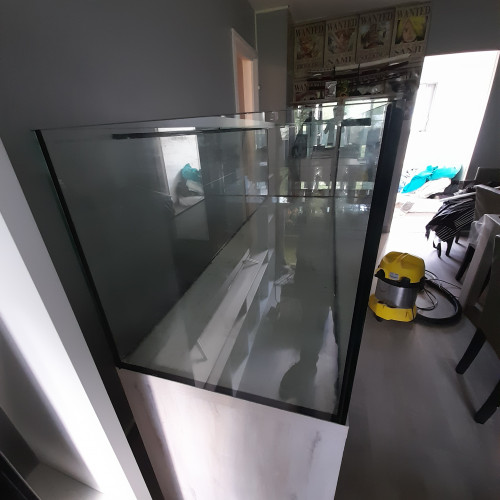 Aquarium 200x60x60 700 litre