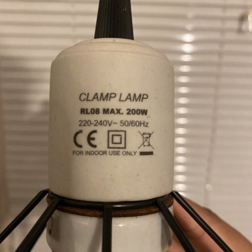 Lampe avec ampoule chauffante 2 en 1 (UV-A et UV-B)