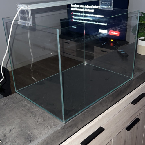 Vends aquarium et ses équipements