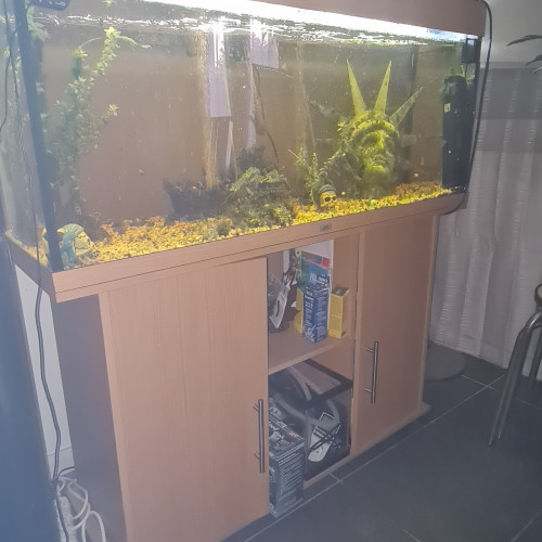 Aquarium jewel 220 litres