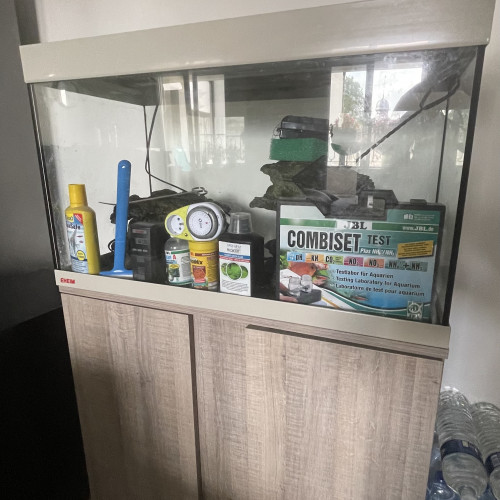 Vente Aquarium EIHEM 130L + meuble