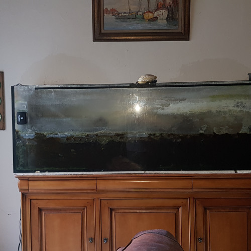 AQUARIUM 800 L