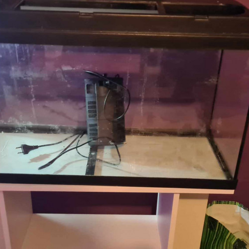 Aquarium 80l avec meuble