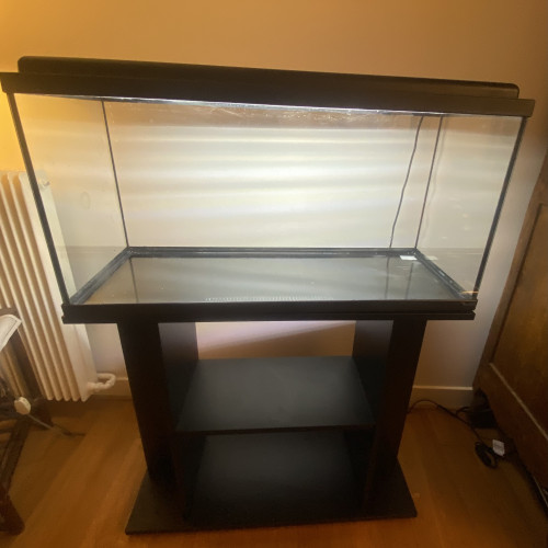 Aquarium tout équipé Aquatlantis 96L + Biobox + meuble / parfait état