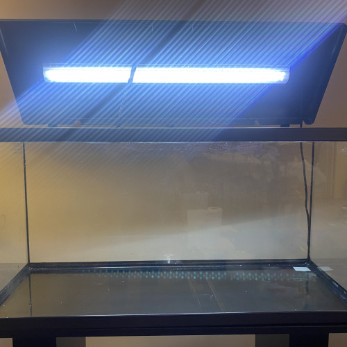 Aquarium tout équipé Aquatlantis 96L + Biobox + meuble / parfait état