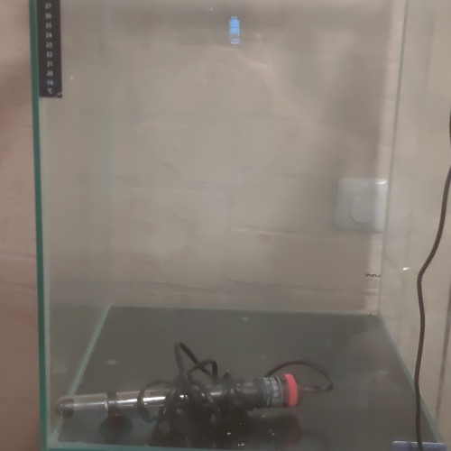 Aquarium Sera rectangulaire 80 litres avec meuble