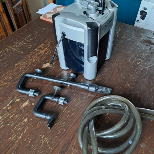 Aquarium Dennerle 60+ Matériels(Pompe, chauffage, lampe et quelques accessoires)