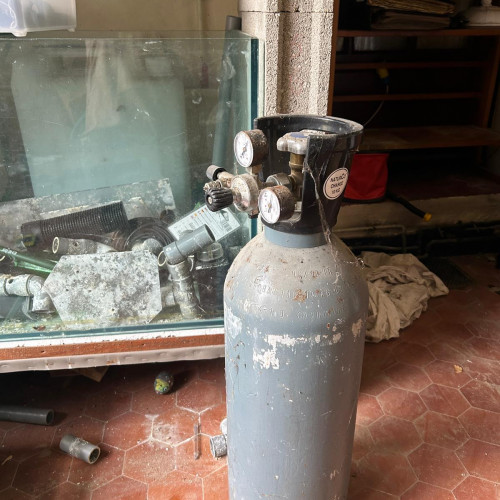 Urgent vends matériel aquariophilie