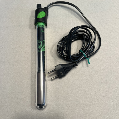 Chauffage Tetra HT 25 pour aquarium allant jusqu’à 25 litres.