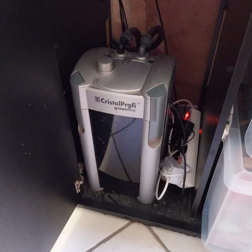 Vend Aquarium complet 450 L