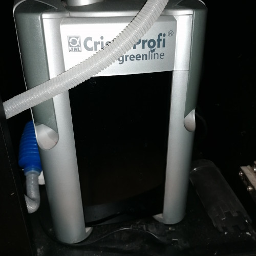 Vends Aquarium 200l avec meuble + filtre + accessoires
