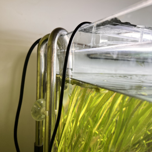 Aquarium 110 L COMPLET + MEUBLE ( avec rampe Led  + filtre + chauffage )