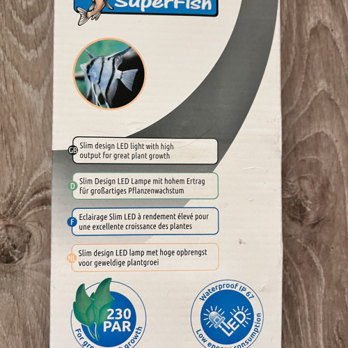 Aquarium 110 L COMPLET + MEUBLE ( avec rampe Led  + filtre + chauffage )