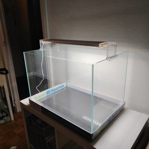 Aquarium 60L casi neuf