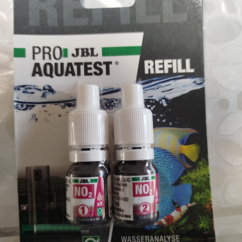 Test JBL No2  /  2 x 10 ml  4euros date de péremption  03/ 2028