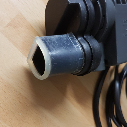 Pompe Juwel Ecoflow 1000 (embout demi-lune)