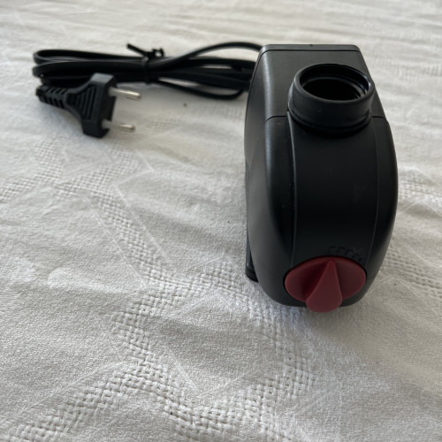 Pompe universelle bassin ou aquarium SELTZ 700l/h L