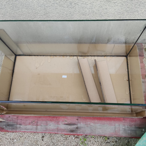 Cuve nue 100x50x50 NEUVE 250l