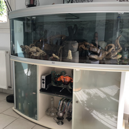 AQUARIUM 450L    ETAT NEUF   -  A SAISIR   -