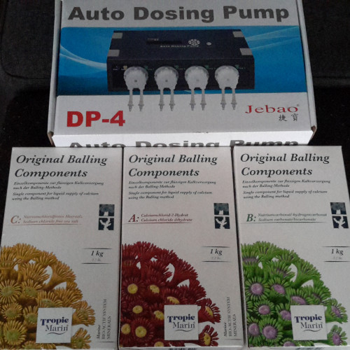 Pompe doseuse jebao dp-4 + balling tropic marin