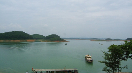La rivière chay au niveau de Bac ha (nord Vietnam)