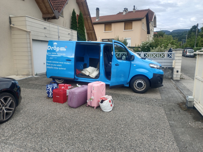 Début de l'aventure Paris Chambéry Oubliée la glacière, un saut au Carrefour et achat d'une glacière camping très pratique et une flopée de sacs de congélation avec zip