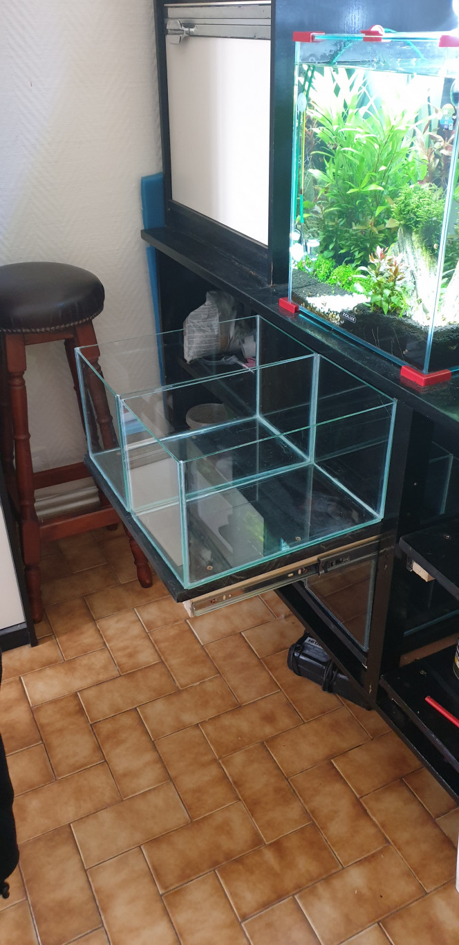 Tablettes Tablettes coulissantes en place
