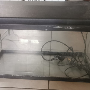 Vend aquarium 50 litres