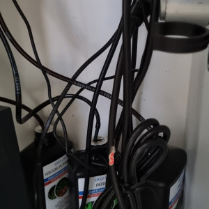 Aquarium marque Eheim Modèle Incpiria 430 alpin blanc + poissons