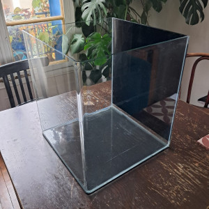 Aquarium Dennerle 60+ Matériels(Pompe, chauffage, lampe et quelques accessoires)