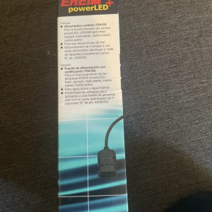 Alimentation électrique pour lampes aquarium