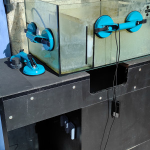 Don Red Sea Reefer 350 avec son meuble noir (A remettre en état)