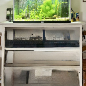 Aquarium complet et son meuble