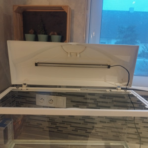 Aquarium blanc 120l avec filtre