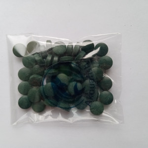Spiruline pour crevettes/poissons – 50 comprimés – alimentation naturelle aquarium